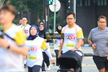 Runner Photo 4859585