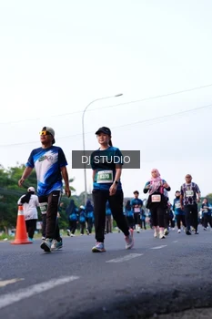 Runner Photo 4859590