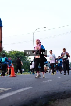 Runner Photo 4859617