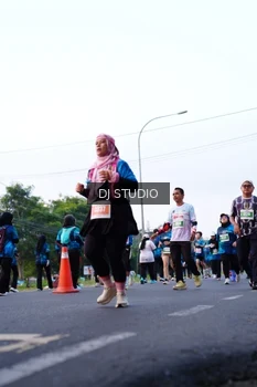 Runner Photo 4859649