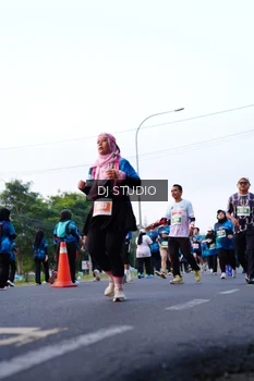 Runner Photo 4859656