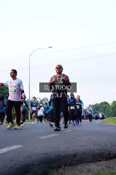 Runner Photo 4859671