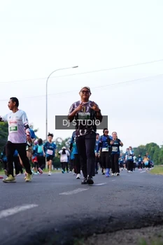 Runner Photo 4859687