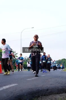 Runner Photo 4859698