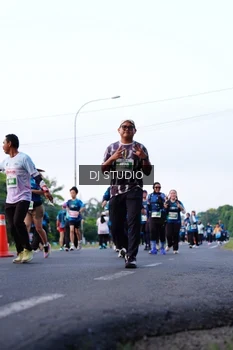 Runner Photo 4859702