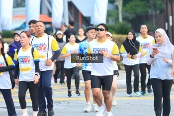 Runner Photo 4859705