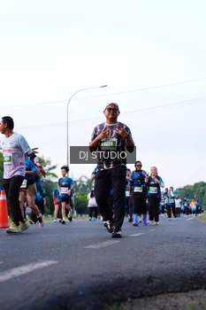 Runner Photo 4859708