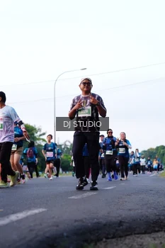 Runner Photo 4859714