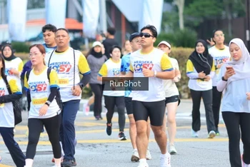 Runner Photo 4859716