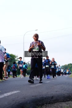 Runner Photo 4859726