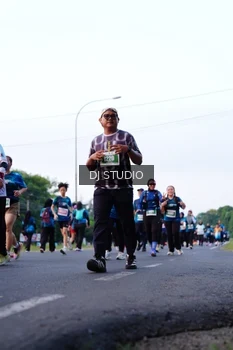 Runner Photo 4859728