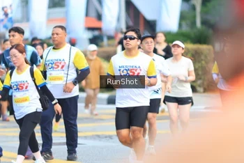 Runner Photo 4859737