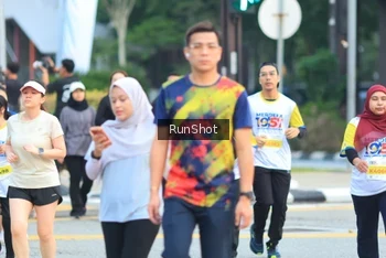 Runner Photo 4859741