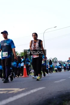 Runner Photo 4859834
