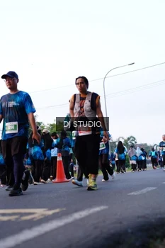 Runner Photo 4859835