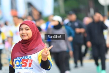 Runner Photo 4859836