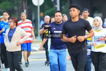 Runner Photo 4859865