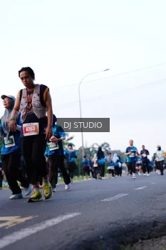 Runner Photo 4859872