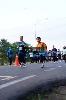 Runner Photo 4859874