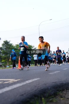 Runner Photo 4859878