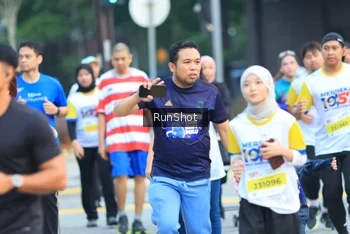 Runner Photo 4859879