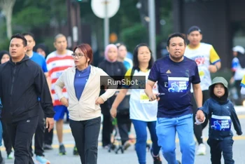 Runner Photo 4859885