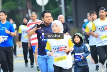 Runner Photo 4859895