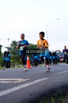 Runner Photo 4859896