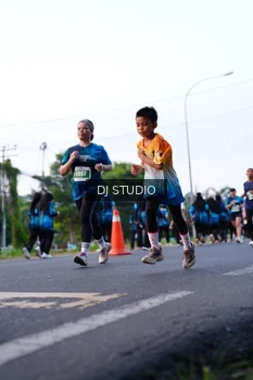 Runner Photo 4859899