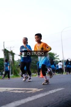 Runner Photo 4859913
