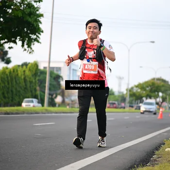 Runner Photo 4859918
