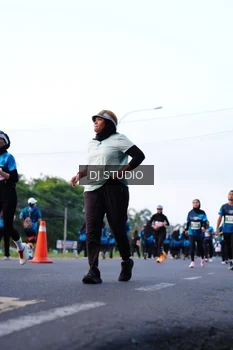 Runner Photo 4859943