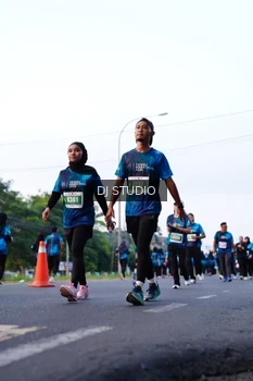 Runner Photo 4860001