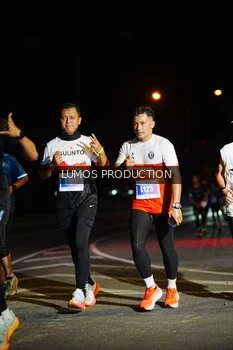 Runner Photo 4860002