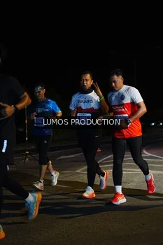 Runner Photo 4860003
