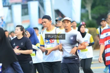 Runner Photo 4860011