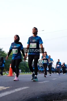 Runner Photo 4860016