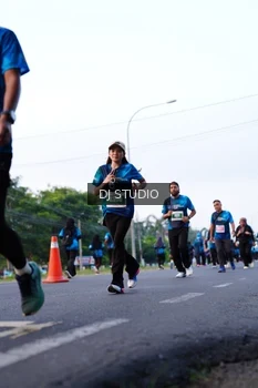 Runner Photo 4860019