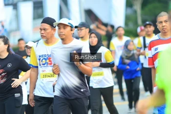 Runner Photo 4860034