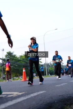 Runner Photo 4860037