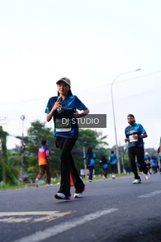 Runner Photo 4860055