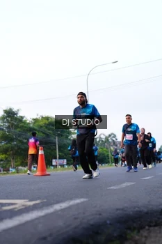 Runner Photo 4860061