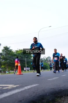 Runner Photo 4860064