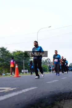 Runner Photo 4860067