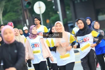 Runner Photo 4860069