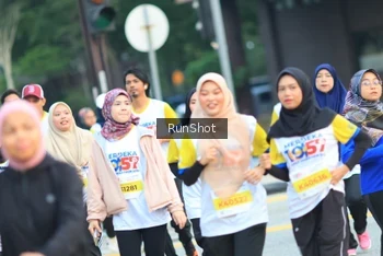 Runner Photo 4860070