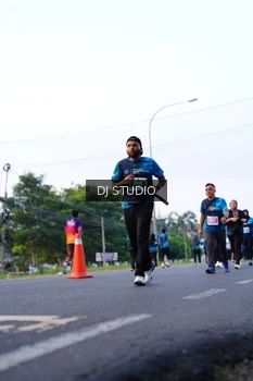 Runner Photo 4860073