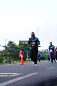 Runner Photo 4860082