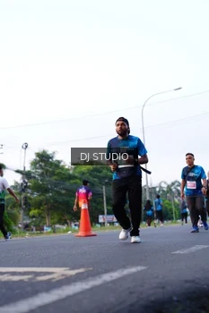 Runner Photo 4860083