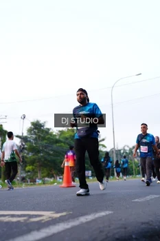 Runner Photo 4860101